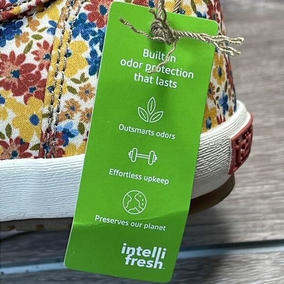 NWT Taos Dandy Floral Multi Color Canvas Women’s Sz 9.5 Slip On Loafer Sneakers - Picture 11 of 12